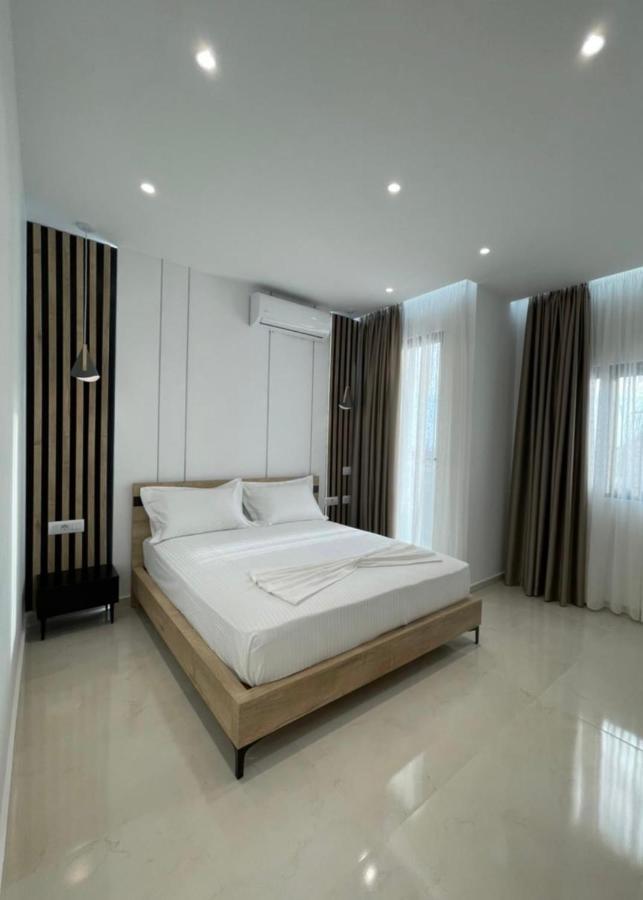Villa Xhefri 2 Sarande Bagian luar foto
