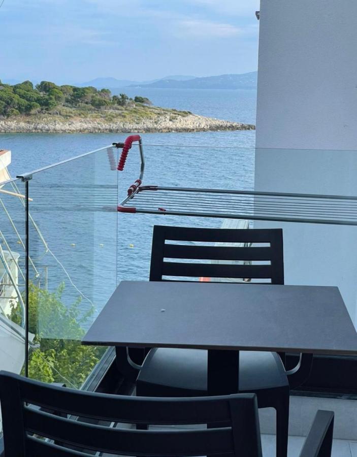 Villa Xhefri 2 Sarande Bagian luar foto
